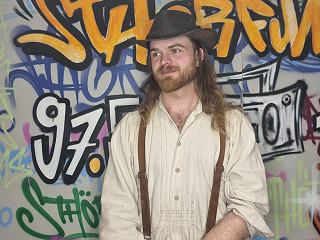 „Jeder braucht Schuhe“